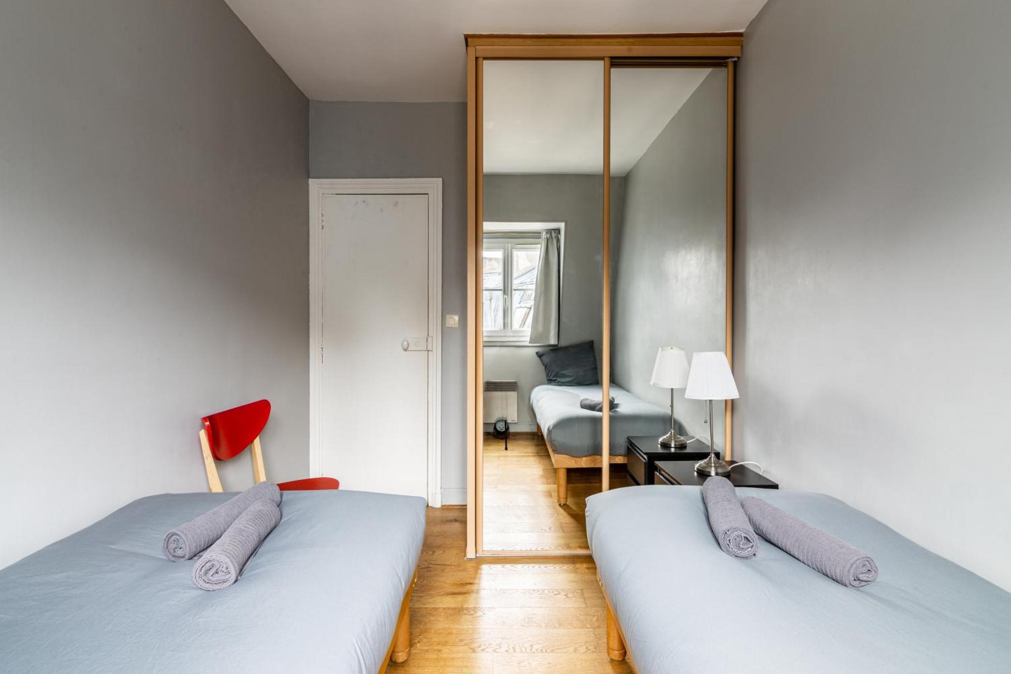 Luxurious 2 Bedroom Tour Eiffel Bourdonnais Free Netflix Παρίσι Εξωτερικό φωτογραφία