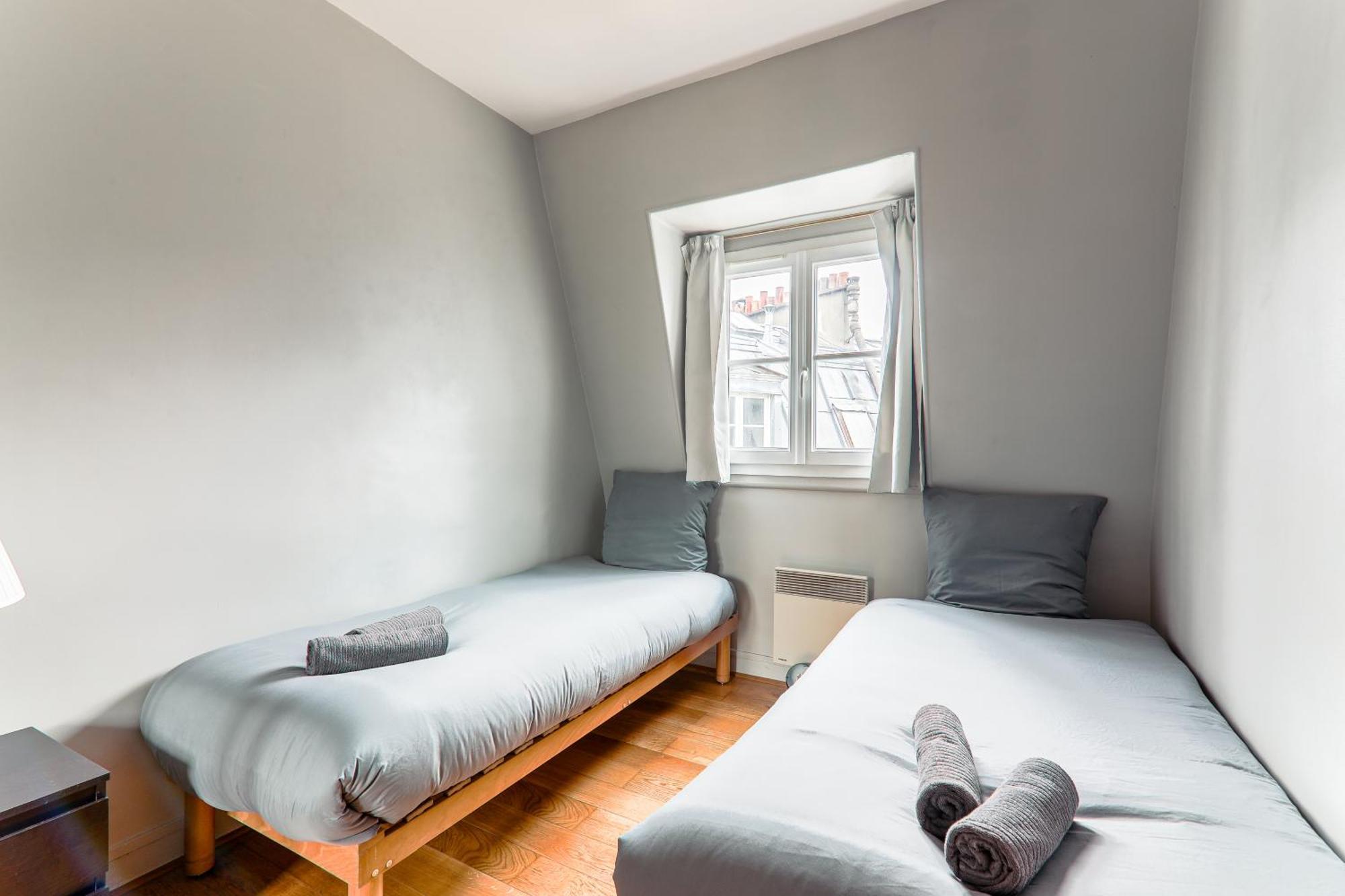 Luxurious 2 Bedroom Tour Eiffel Bourdonnais Free Netflix Παρίσι Εξωτερικό φωτογραφία